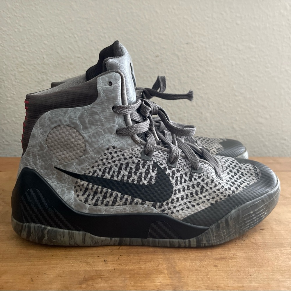 Nike Kobe IX 9 Elite Detail Fog Grey Black Rare OG NDS Gold Fundamentals Sz 6Y